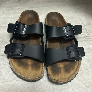 size 34 Birkenstock black barely worn